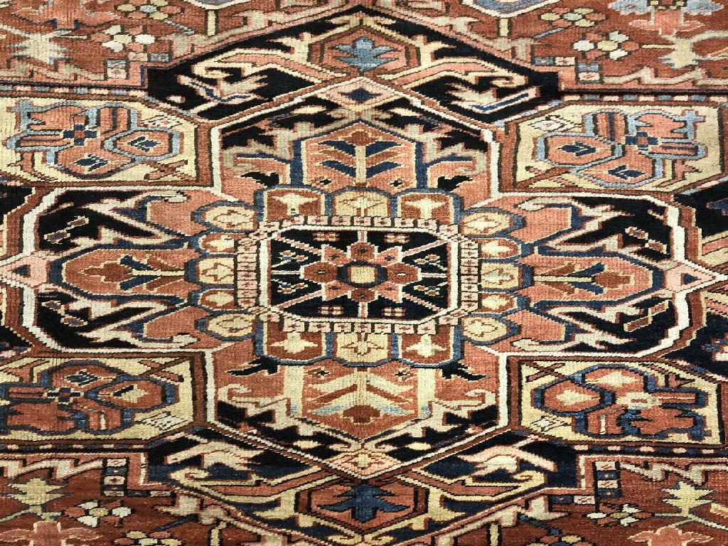 Special Serapi - 1900s Antique Persian Rug - Heriz Carpet - 9'8" x 12' ft