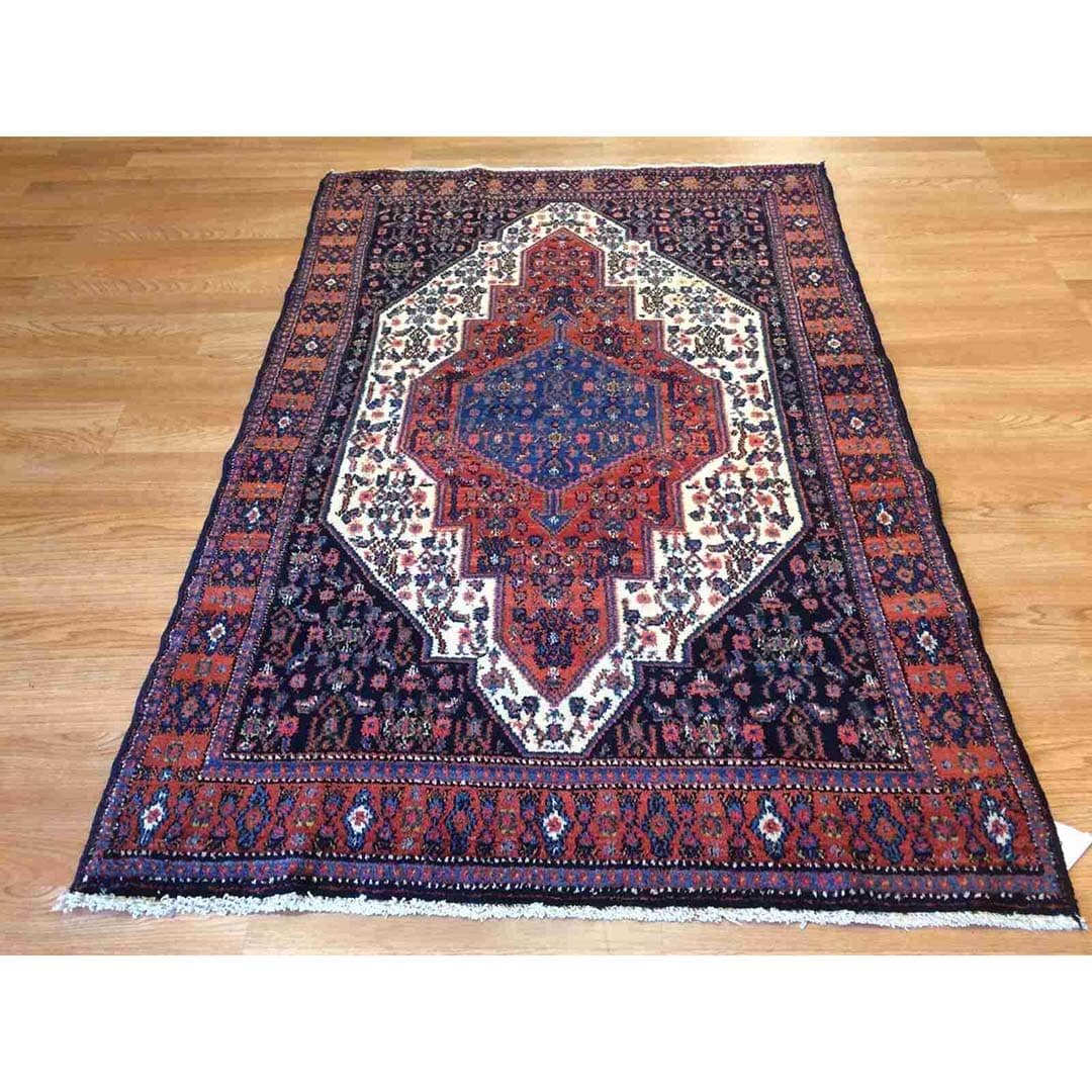 Special Senneh - 1960s Vintage Persian Rug - Tribal Carpet - 3'7" x 5'4" ft