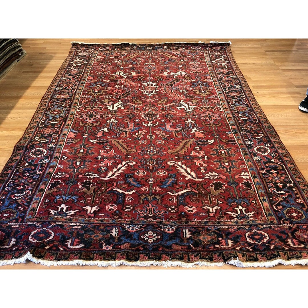 Handsome Heriz - 1920s Antique Persian Rug - Tribal Carpet - 7'2" x 10' ft