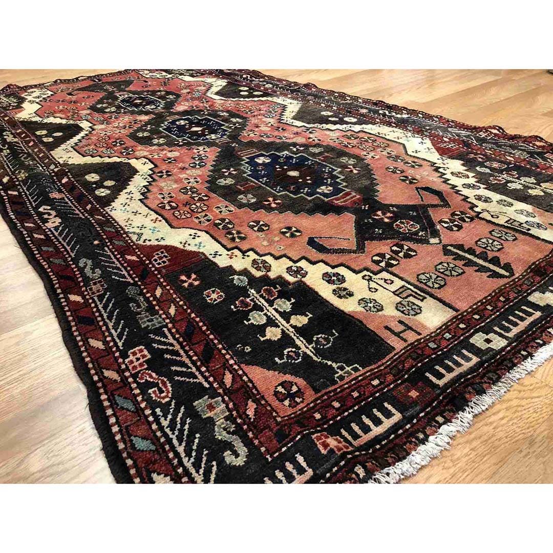 Special Shiraz - 1960s Antique Persian Rug - Tribal Carpet - 4'9" x 8'2" ft