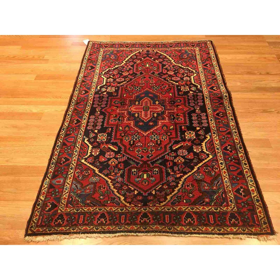 Jovial Jozan - 1920s Antique Sarouk Rug - Tribal Carpet - 3'6" x 5'1" ft