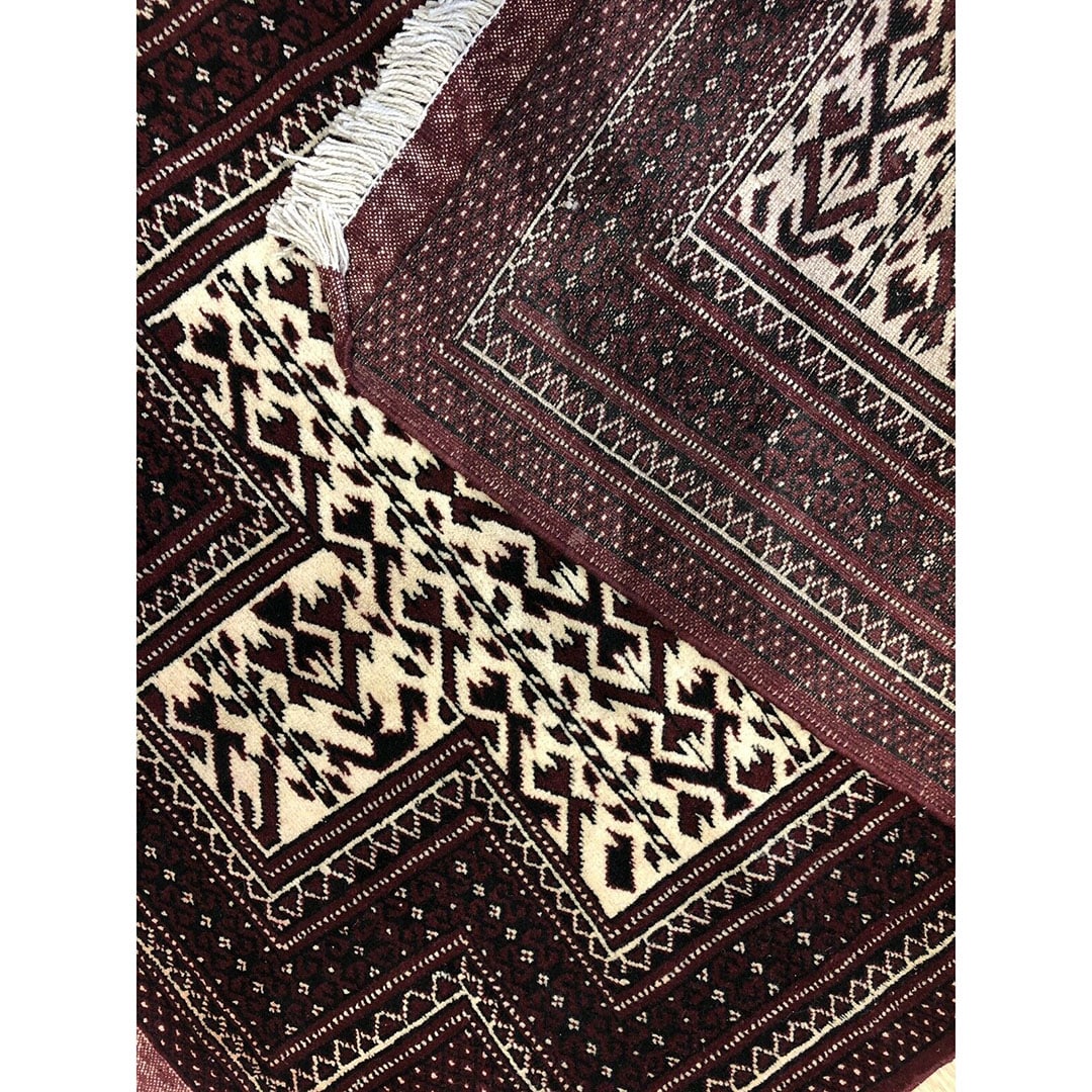 Beautiful Balouch - 1940s Antique Persian Rug - Tribal Carpet - 3'2" x 4'5" ft