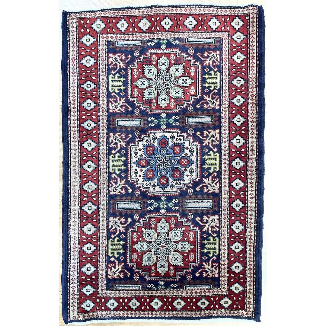Oriental Carpet - 2'4" x 3'8" ft.